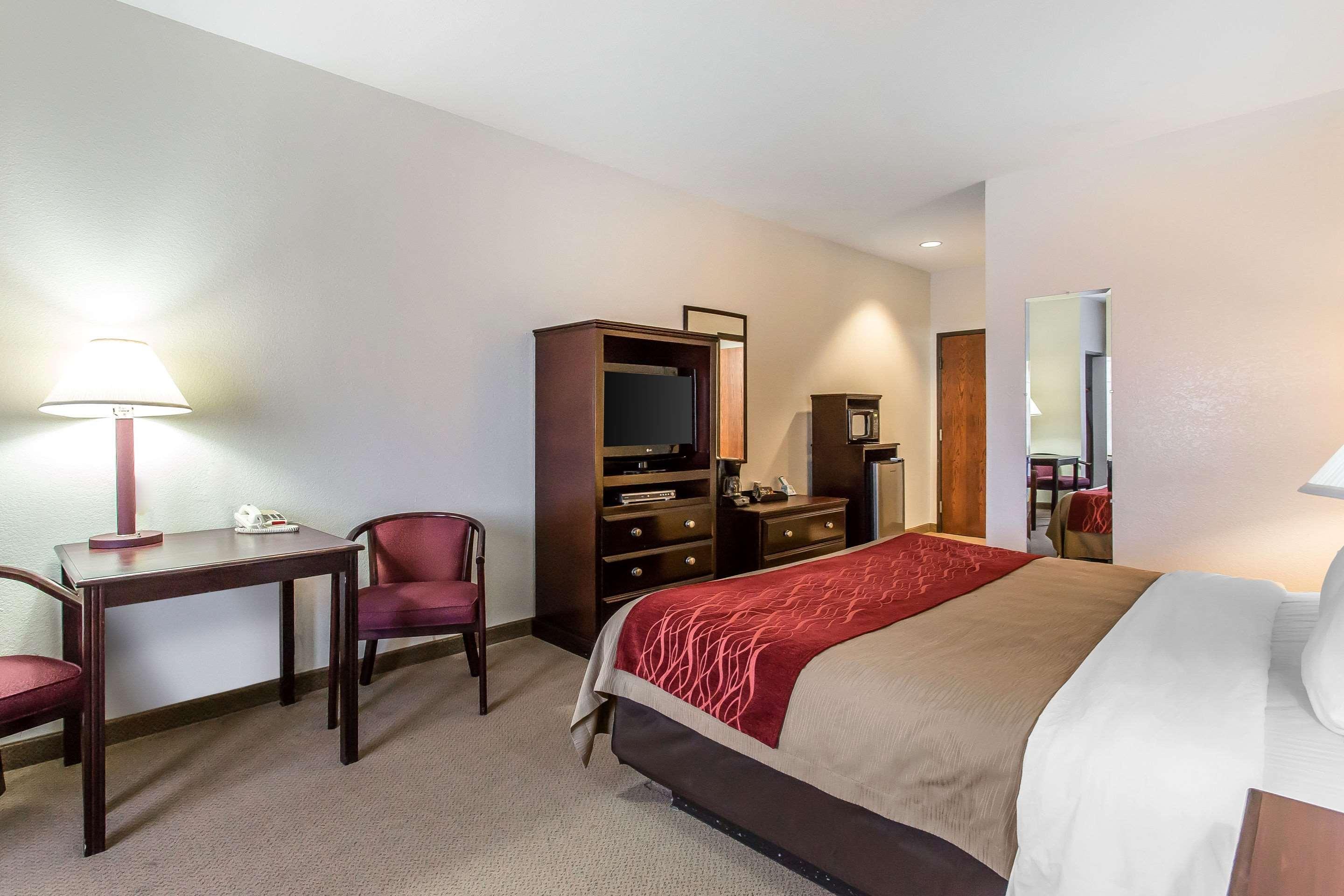 Quality Inn & Suites Guymon Exterior photo